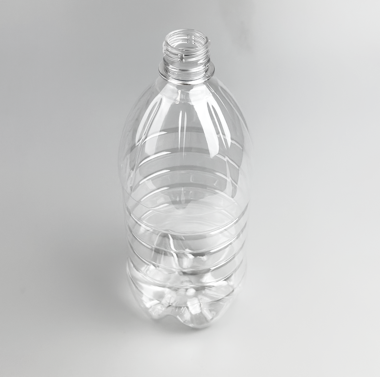 Бутылка пластиковая 1 л. 28 мм "Бочка" (1/уп/100/шт) ПЭТ - фото 3 - id-p2027513515