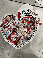 Подарочный шоколадный набор киндер сюрприз с конфетами, шоколадный бокс для девушки на праздник D-1010