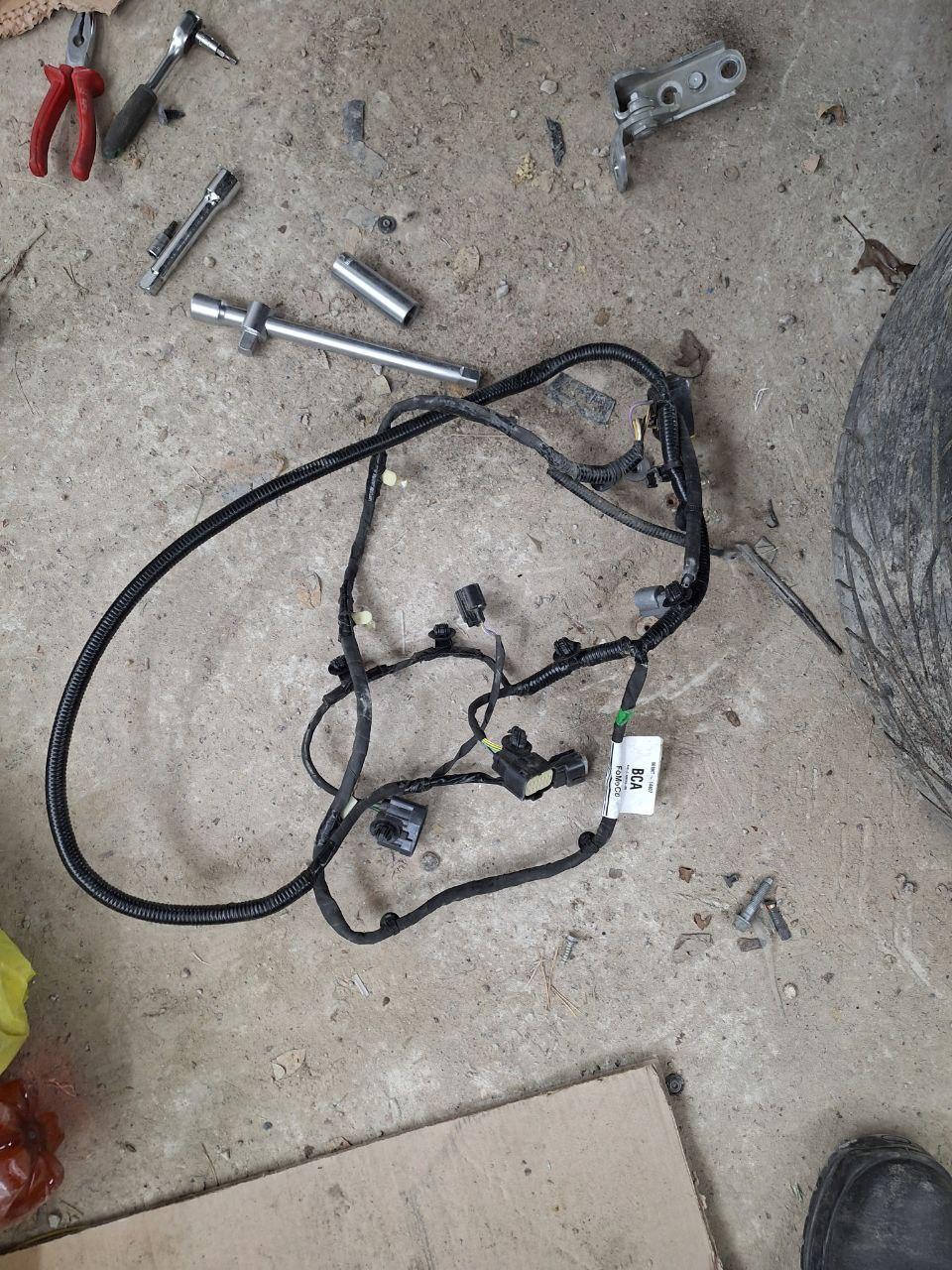 Проводка паливного бака Ford Explorer 6 2020 б/у оригінал Lincoln Aviator M1MT14407 M1MT14407BCA, фото 1