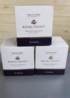 Підтягуючий денний крем Royal Velvet 50 мл.