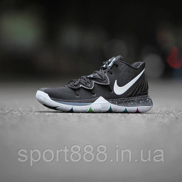 Sport chek kyrie 5 best sale