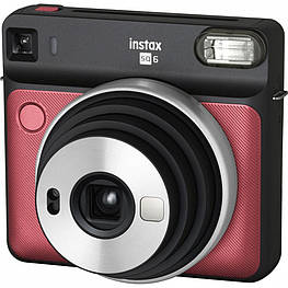 Фотокамера миттєвого друку Fujifilm Instax Square SQ6 Red