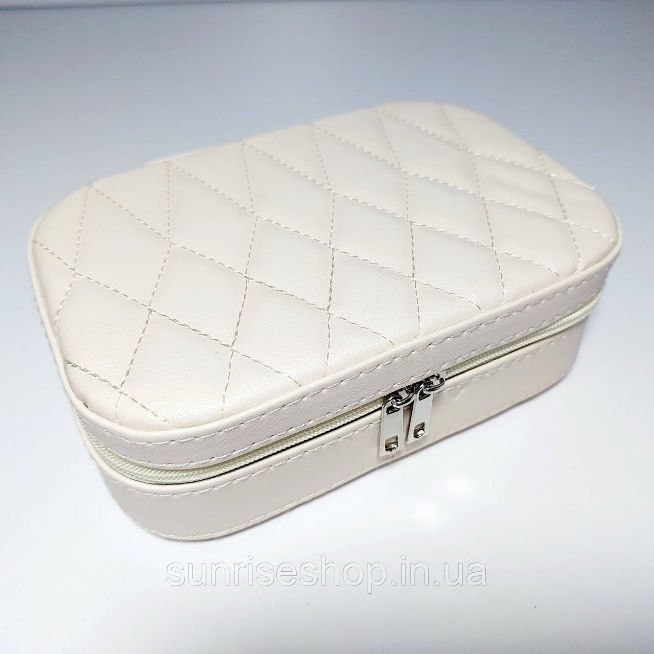 Шкатулка для прикрас шкірзамінник купити оптом