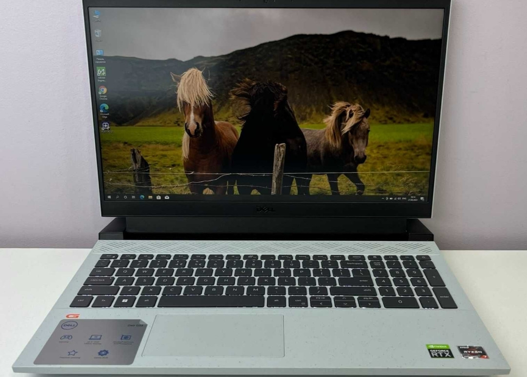 Dell G15/Ryzen7/RTX3050 4GB/メモリ16GB Игровой ноутбук Dell G15 5530 / Intel Core i5-13450HX / 16GB RAM