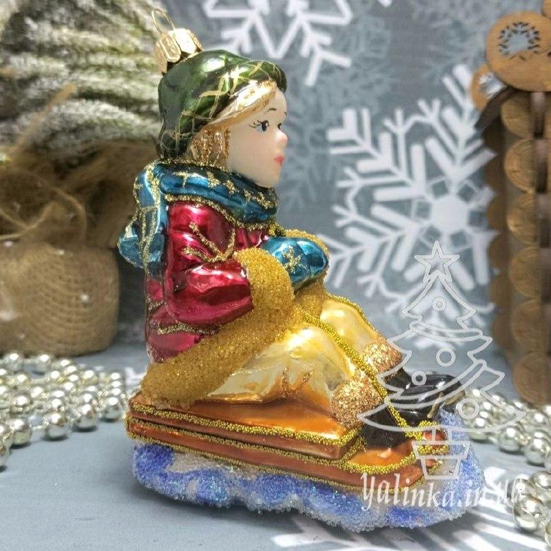 Дівчинка на санчатах (цукор) Irena