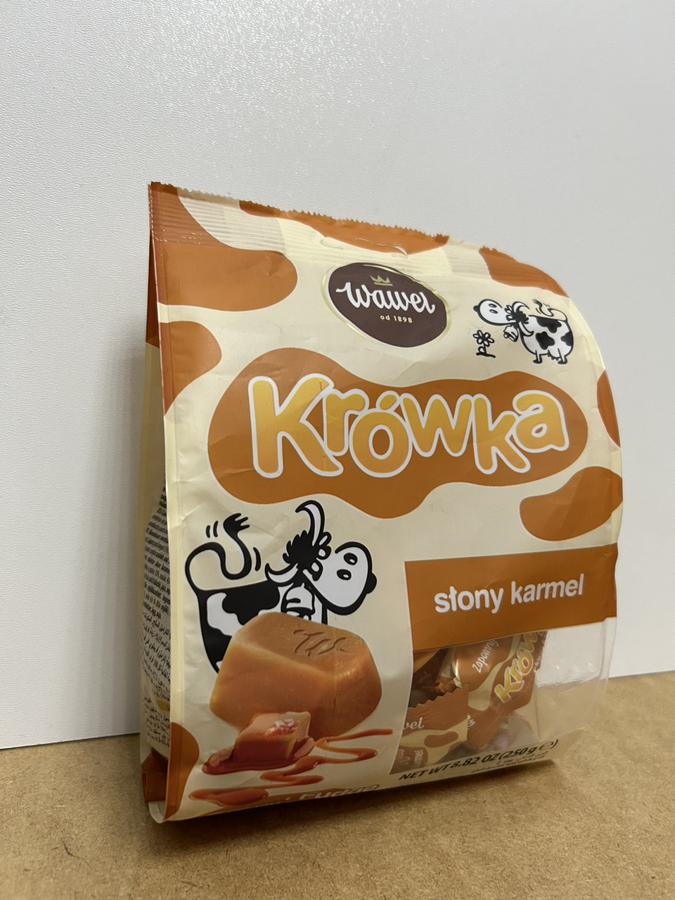 Конфеты Krowka slony karmel Wawel 250 g Польские конфеты Коровка соленая карамель - фото 2 - id-p2028322787