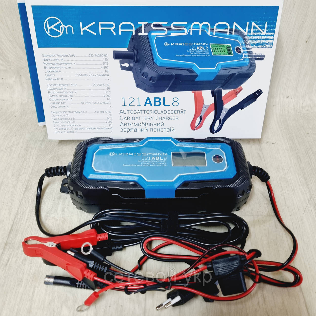 Зарядний пристрій для автомобільних акумуляторів Kraissmann 121 ABL 8