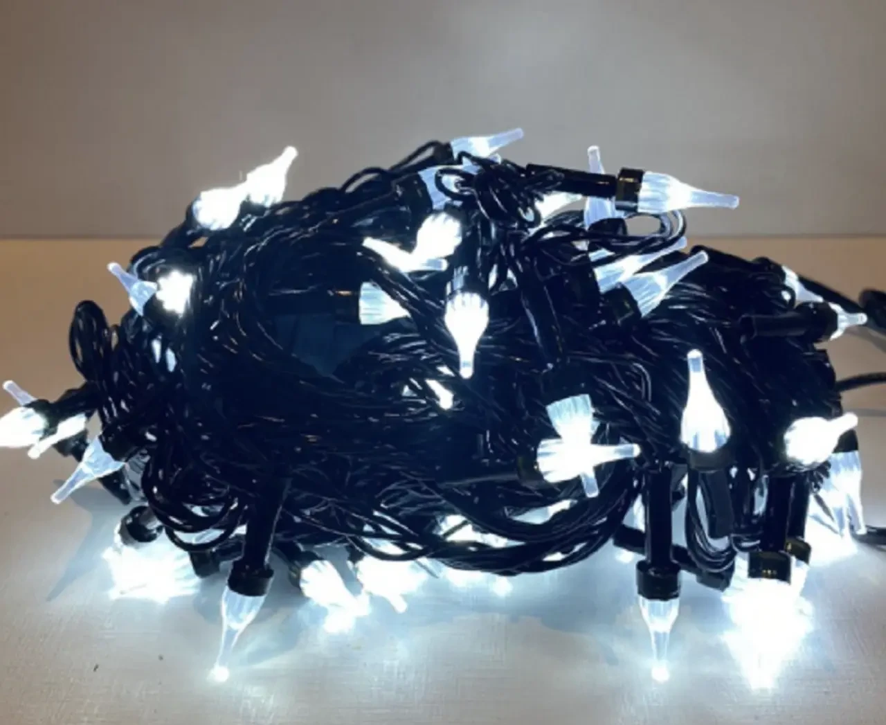 "КАПЛЯ" Светодиодная новогодняя гирлянда 9м 100LED Цвет: Белый - фото 1 - id-p2028431637