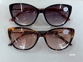 Окуляри жіночі в пластмасовій оправі тоновані 9049