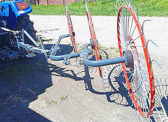 Граблі ворошилки 3 колісні навісні - сінограбарка тракторна на 3 "сонечка" (3т, спиця 6 мм оцинк., шарнірна рама)