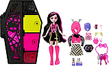 Monster High Draculaura HNF78 Лялька Монстр Хай Дракулаура Шафа з секретами Неон, фото 4