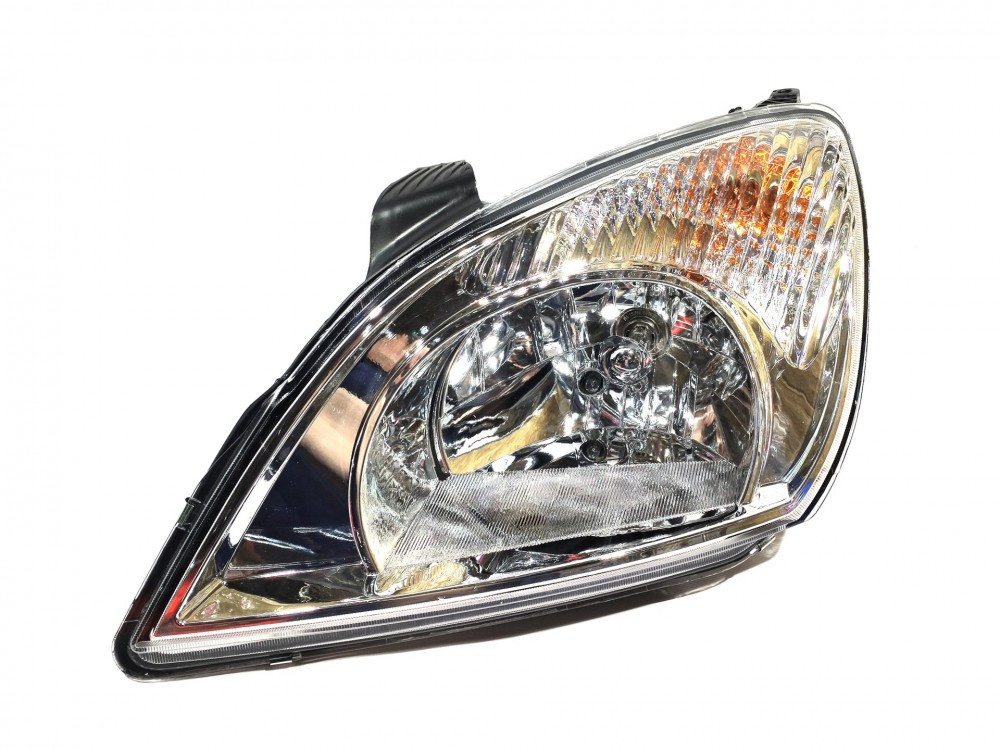 Фара передня ліва з коректором Chery Tiggo T11 / Чері Тігго Т11 T11-3772010AB