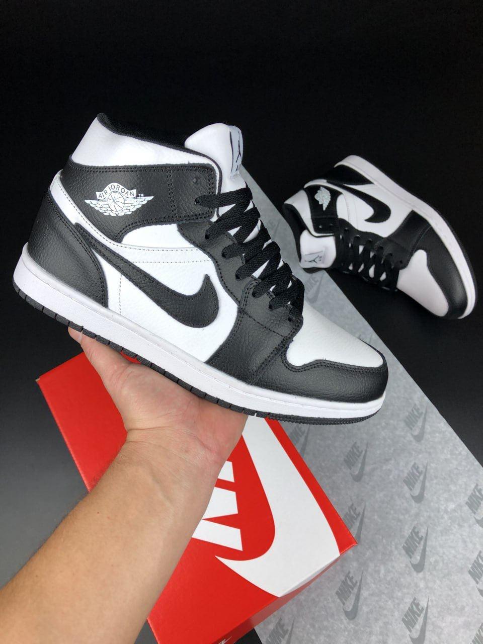 Кросівки зимові чоловічі Nike Air Jordan чорно-білий з хутром найк аїр джердан високі шкіряні, фото 1