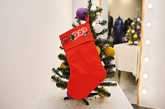 Новорічний подарунковий чобіток, Різдв"яний носок, з вишивкою, червоного кольору, вишивка - Калина.ПП"Світлана-К"