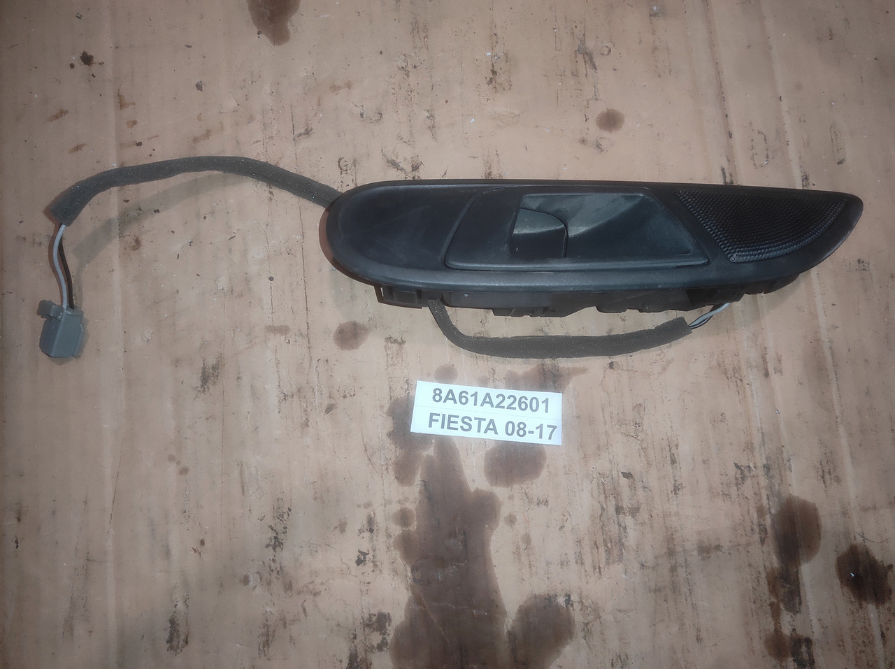 Внутрішня ручка дверей 8A61A22601 для Ford Fiesta 08-17