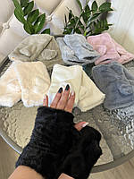 Тепленькі жіночі  рукавички мітенки із штучного хутра, руквички без пальців