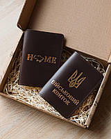 Кожаный набор "Обложки на военный билет, паспорт", темно-коричневый с позолотой.
