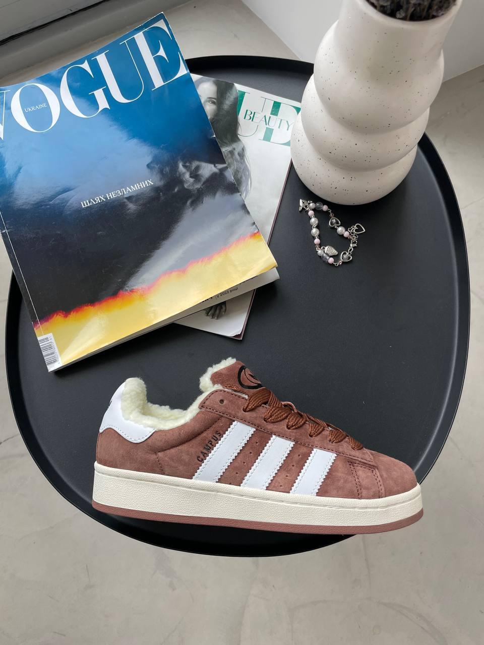 Кросівки зимові Adidas Campus Brown White жіночі коричневі з хутром замшеві адідас кампус теплі кеди, фото 1