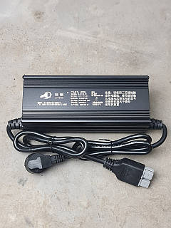 Зарядне для електроскутера, самоката, велосипеда 48 V 20A (58.8 V) 16s LiFePo4