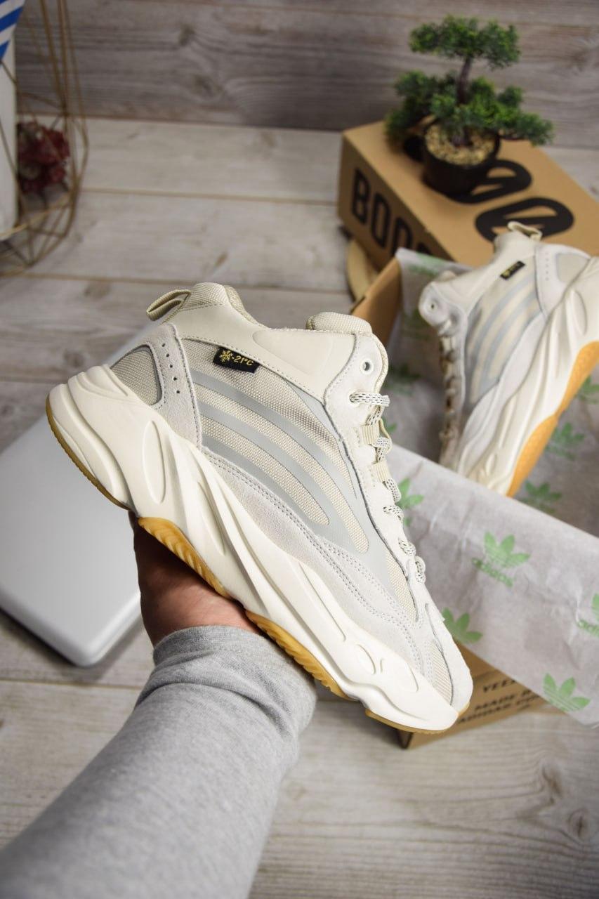 Yeezy 700 best sale 43