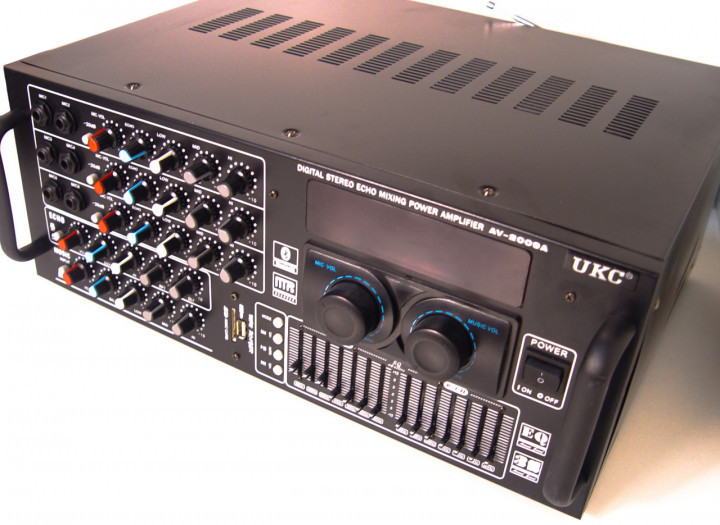 Підсилювач UKC AV-2009A FM SD USB AUX Караоке 6xмікрофонів 8-канальний ORG