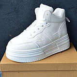 Черевики зимові жіночі білі на хутрі шкіряні теплі на зиму на високій підошві, фото 8