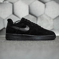 Чоловічі зимові кросівки Nike Air Force 1 07