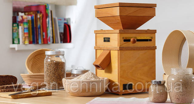 Електричний жорновий млин для зерна та борошна Hawos Queen 1