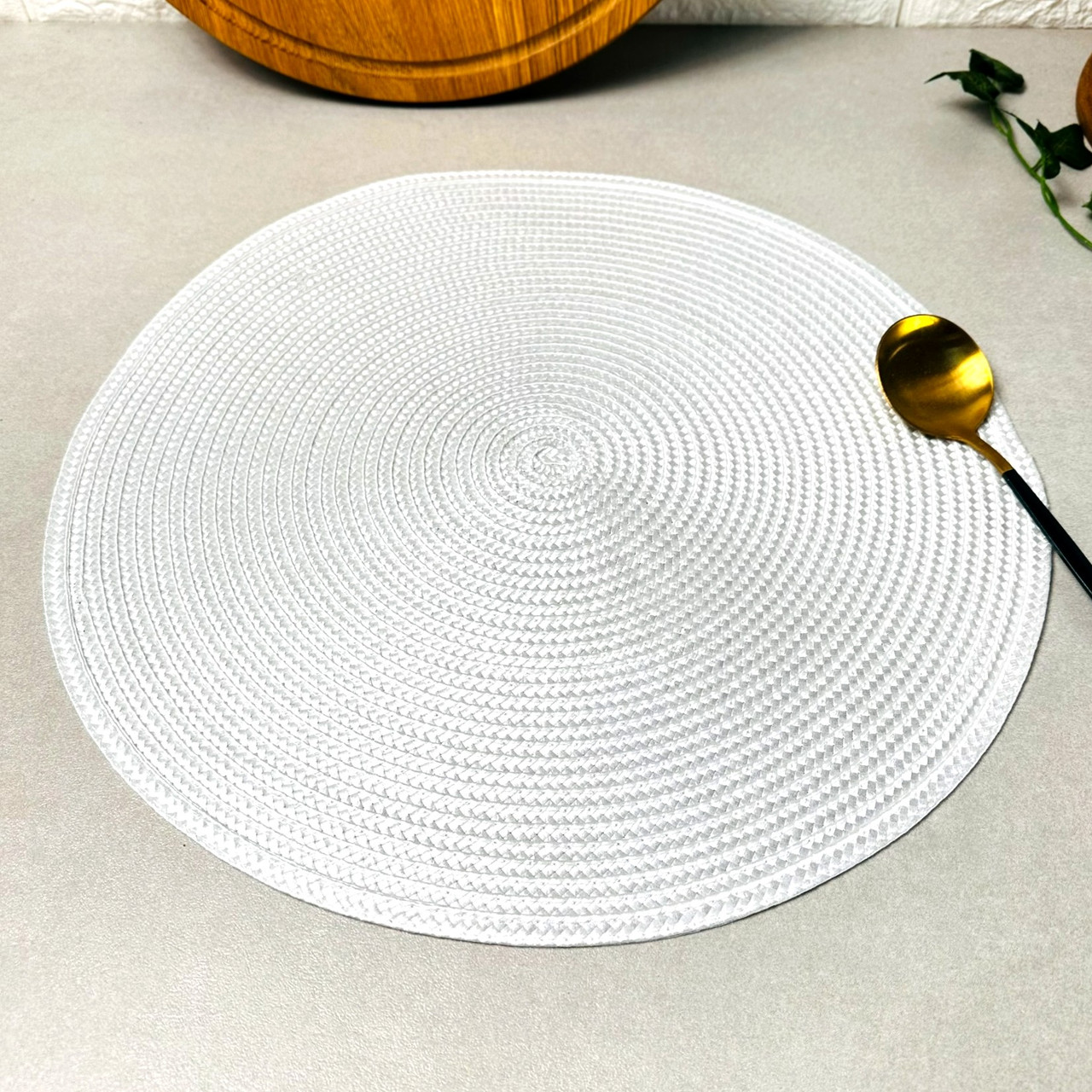 Кругла підставна Біла сервірувальна серветка 38 см (К-21)