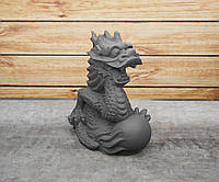 Статуетка дракона з кулею - яйцем. Символ 2024 року. Темно сірий, 5 см