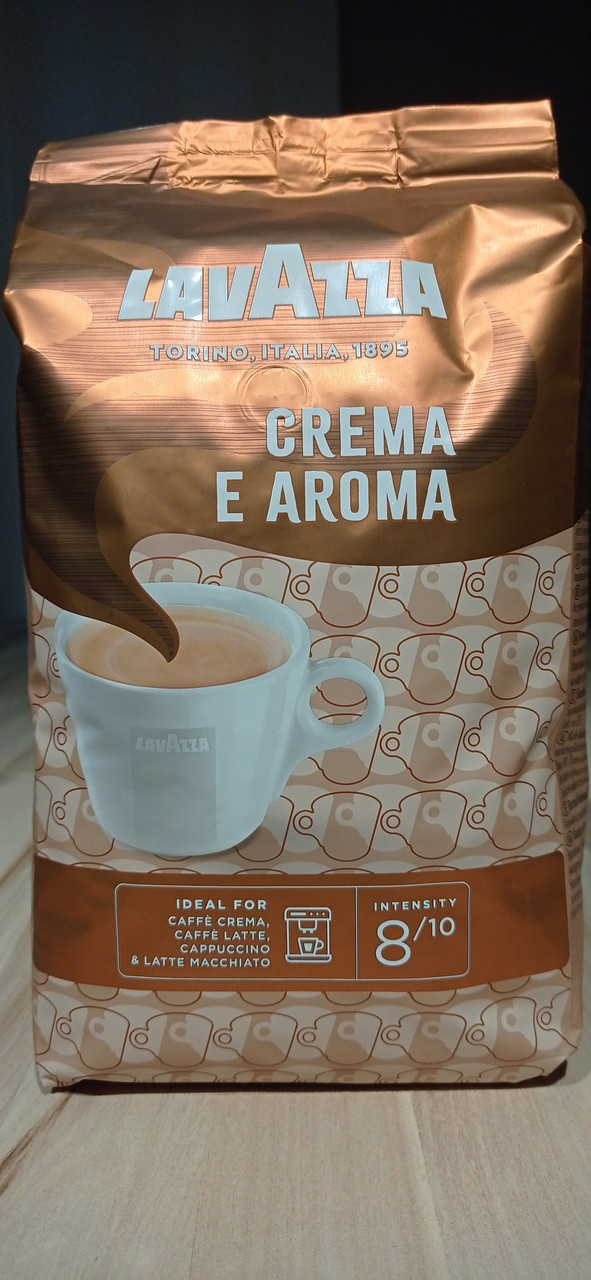 Кава натуральна в зернах Lavazza Crema e Aroma 60% арабіки 40% робусти 1 кг