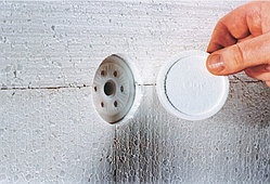 Заглушка Ejot з пінопласту високоякісна для утеплення фасаду під фрезу для пінопласту Ø 65 мм товщина 15 мм упаковка 100 штук