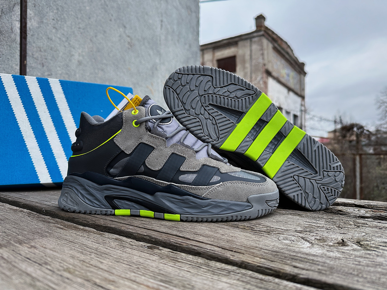 Чоловічі зимові кросівки на хутрі Adidas Niteball Grey сірі