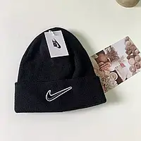 Шапкf nike чорна