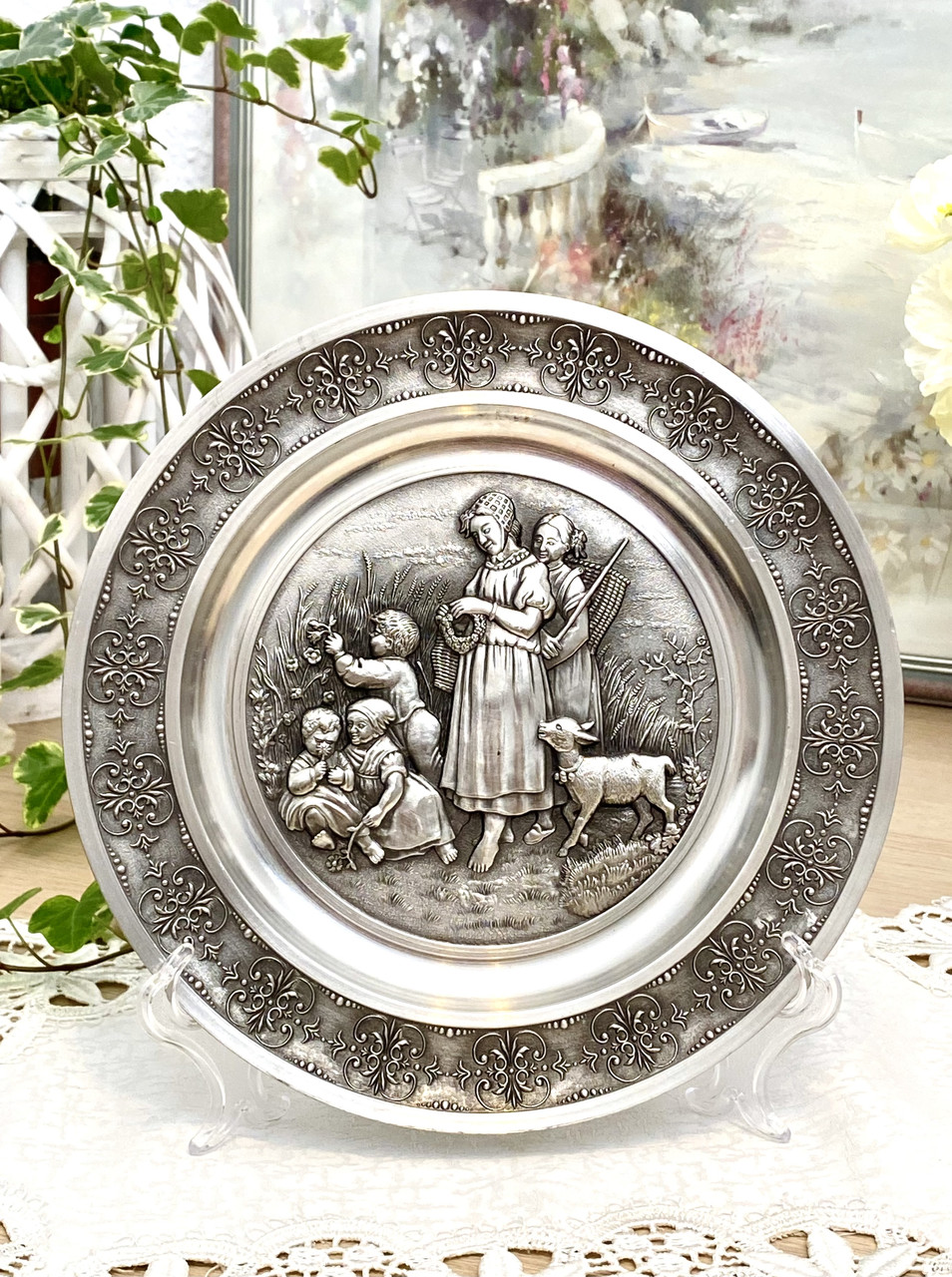 Німецька олов'яна настінна тарілка, харчове олово, Німеччина, 22 см, сцени із сільського життя, фото 1