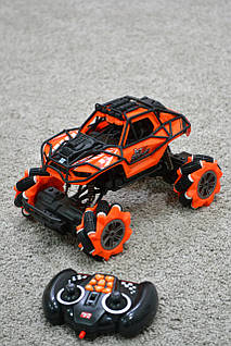 Джип XB 1030 на радіокеруванні 25 см з амортизацією