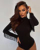 Чорне жіноче боді з бахромою під тон на рукавах із мікродайвінгу, фото 3