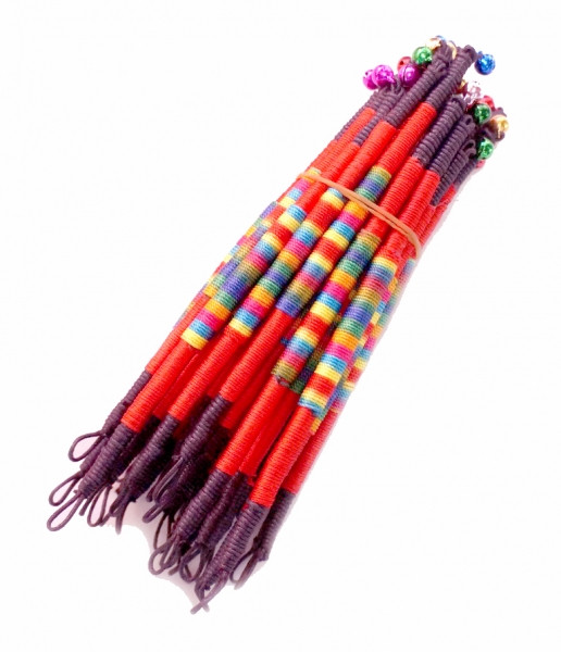 Фінька з бубончиком Червона