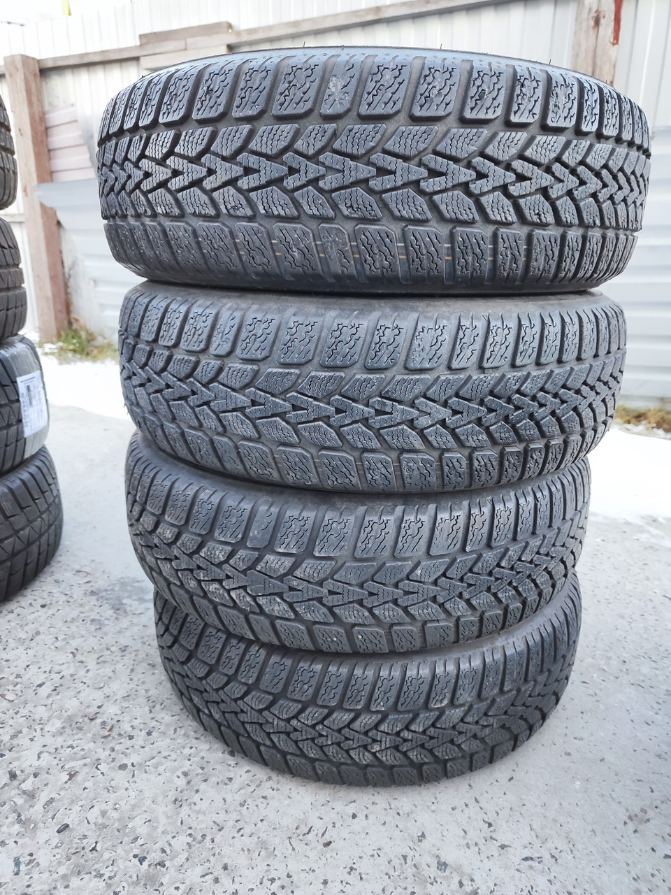 Комплект зимових шин 175/65/14 Dunlop Winter Response2,з Германії без пробігу по Україні