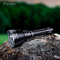 Удобный фонарь Fenix HT18R, с мощным аккумулятором и дальностью свечения до 1100 м.