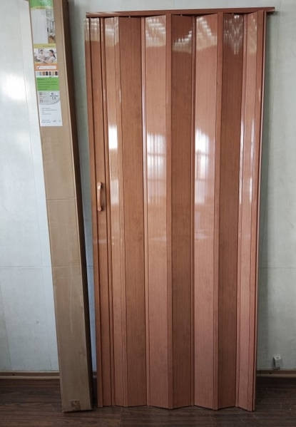 Двері гармошка розсувна глуха вишня №5 (метрова), розмір 1000х2030 мм