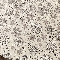 Скатерть новогодняя водоотталкивающая с тефлоновым покрытием молочная с снежинками