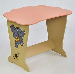Дитячі столики 
