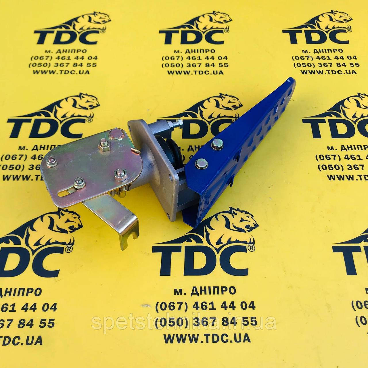 XZ1129001 Педаль газу