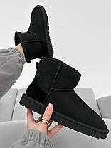 Зимові Жіночі Черевики UGG Classic Mini Black / УГГ Классик Мини Черные, фото 2
