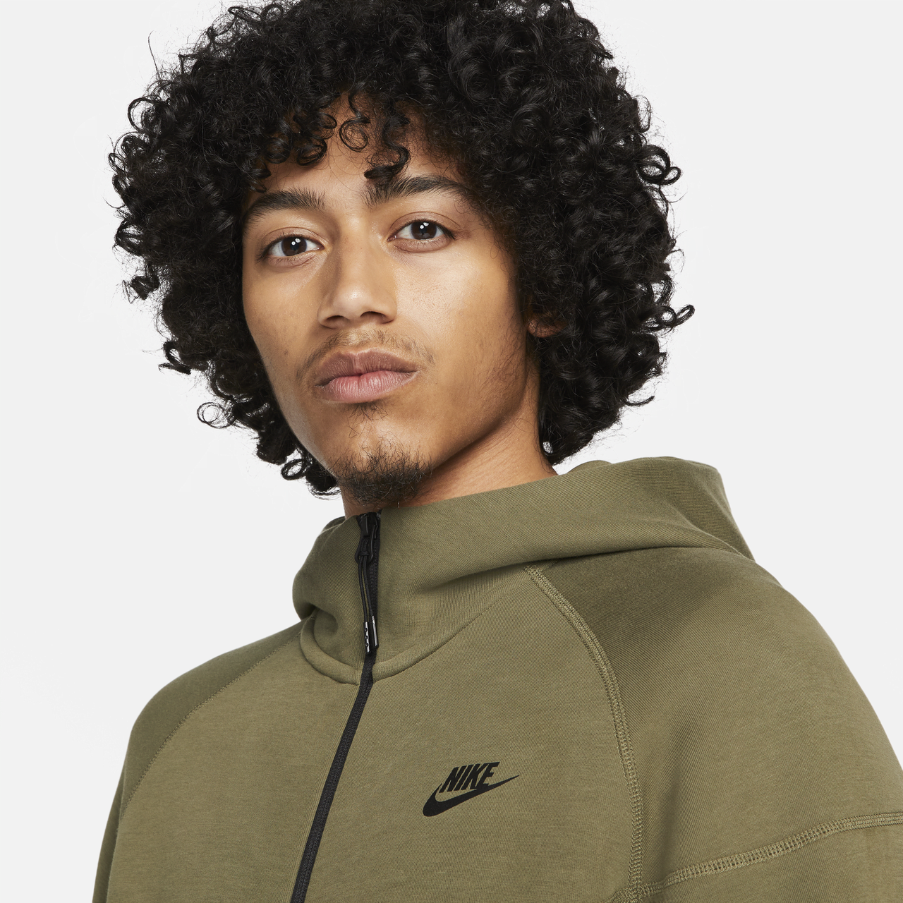 Кофта NIKE Sportswear Tech Fleece Windrunner FB7921-222 - фото 4 - id-p2031915182