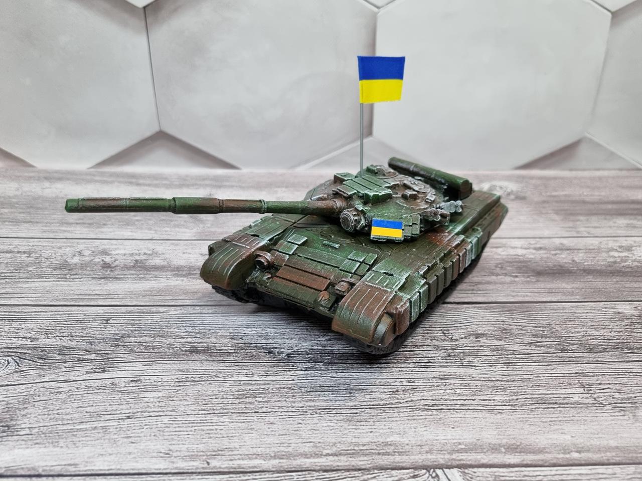 Вироби з гіпсу, статуетка "Український танк Т-64БВ", подарунок чоловікові, Українські сувеніри