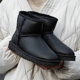 Жіночі низькі уги UGG Classic Mini Black