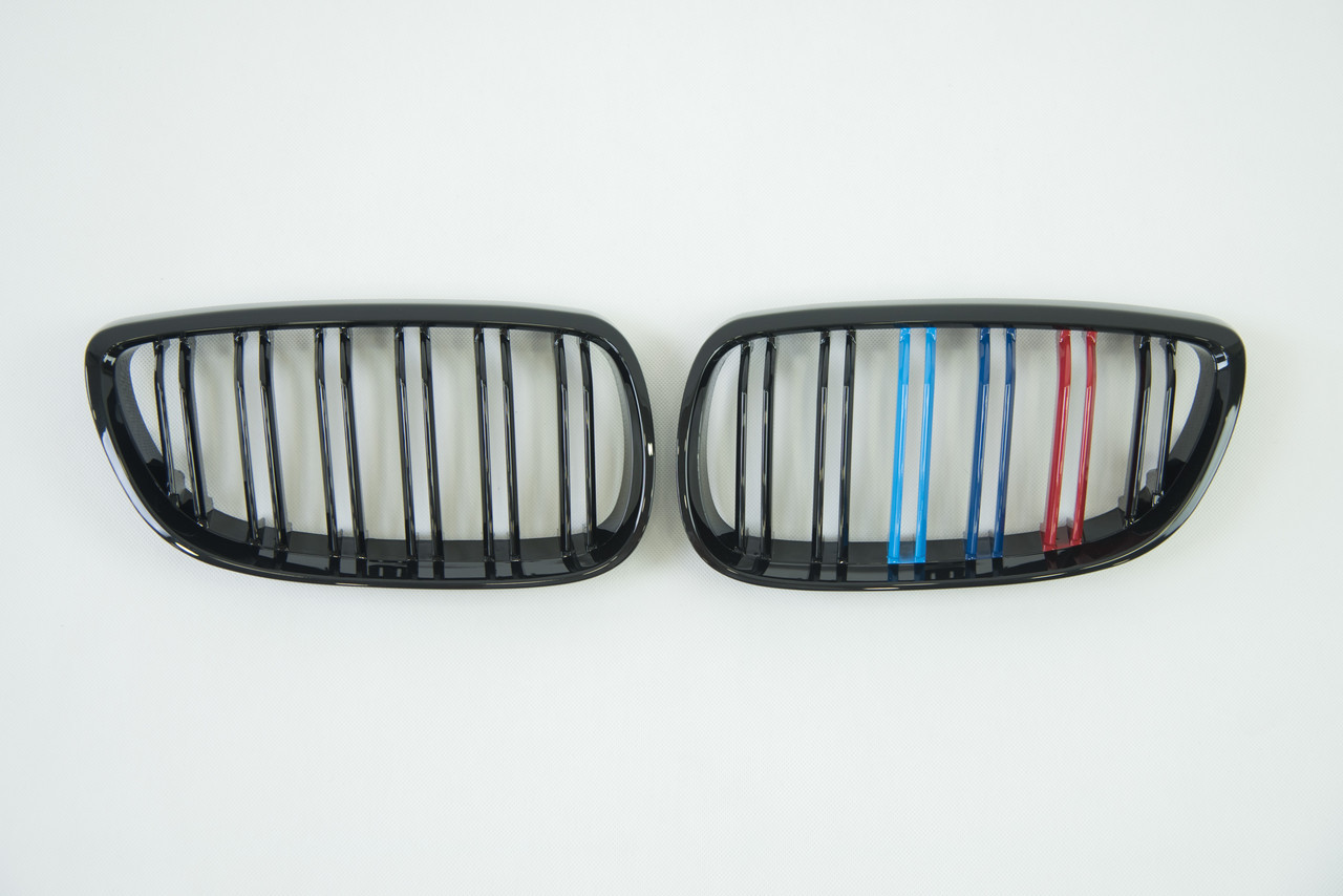 Ноздри на BMW 3 Series E92 / E93 2006-2010 год M-color ( Двойные M-Look ) - фото 1 - id-p2032191718