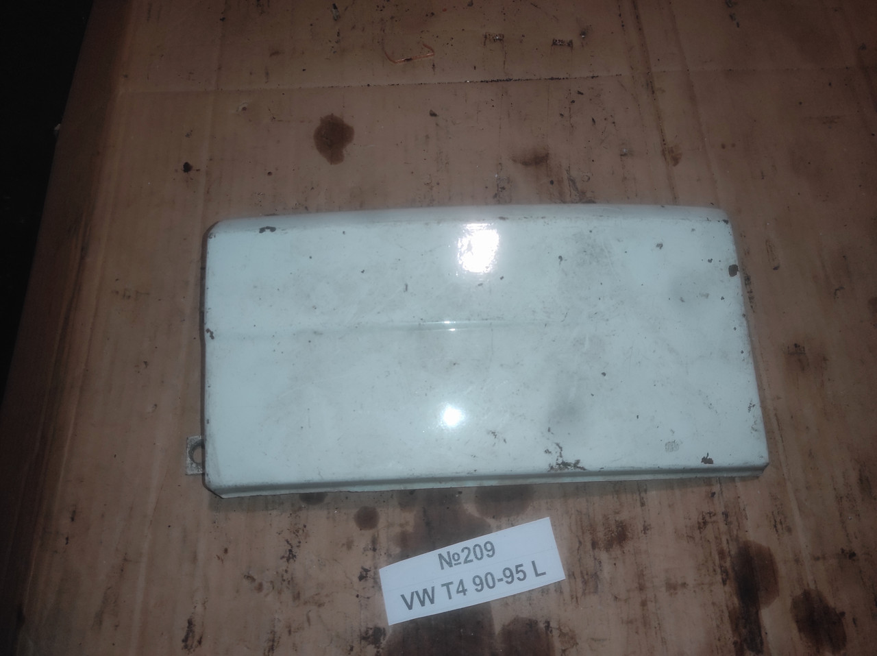 №209 Решітка радіатора  (Накладка) ліва для Volkswagen VW T4 90-95, фото 1